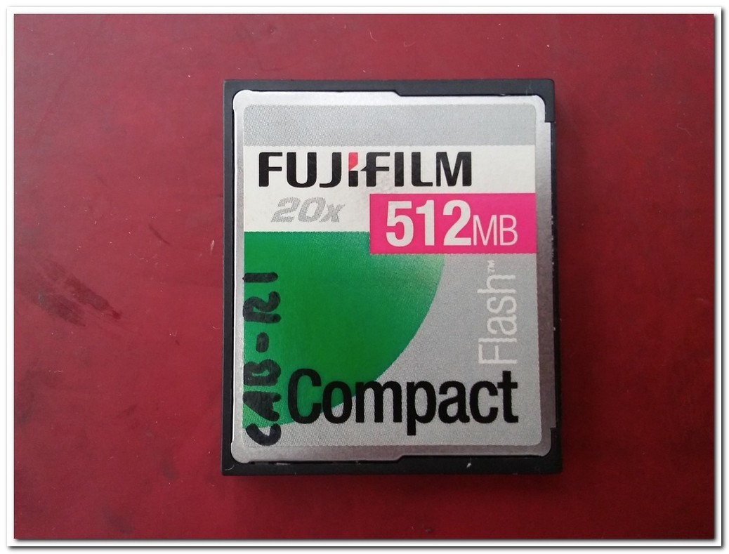 FUJIFILM 20X 512MB CAB-R1 COMPACT FLASH BELLEK