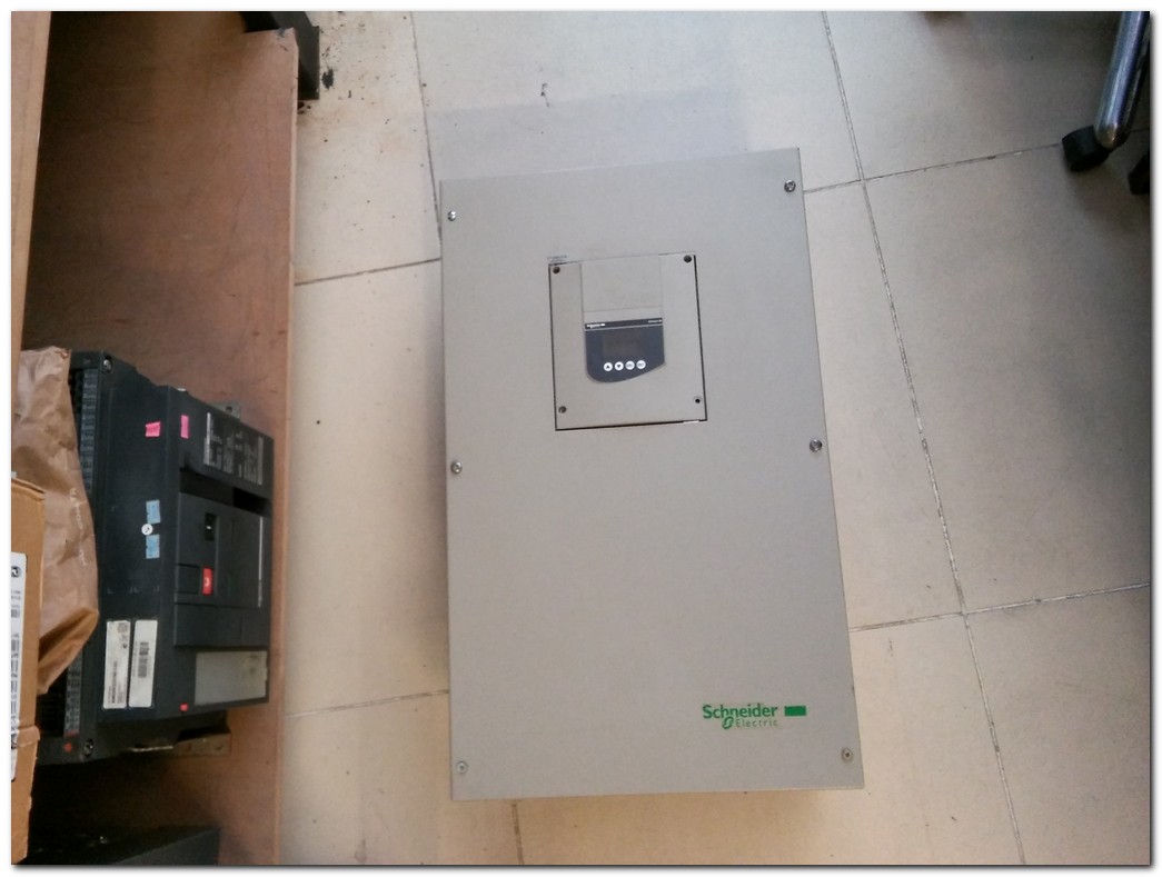 TELEMECANQUE ATS48C48Q SCHNEİDER ATS 48 ALTİSTAR  ATS48 250KW SOFTSTARTER