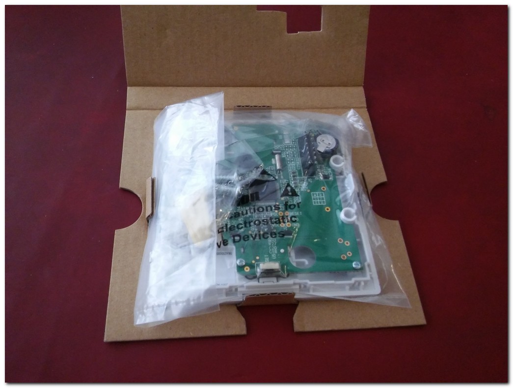 REHAU 13372301001 337230-001 ROOM THERMOSTAT SIFIR KUTULU ODA TERMOSTATI