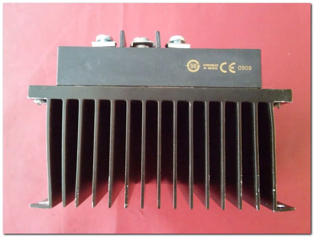 CRYDOM D53DP50D 7147 CY7180 SOLID STATE RELAY 50A SSR RÖLE KONTAKTÖR