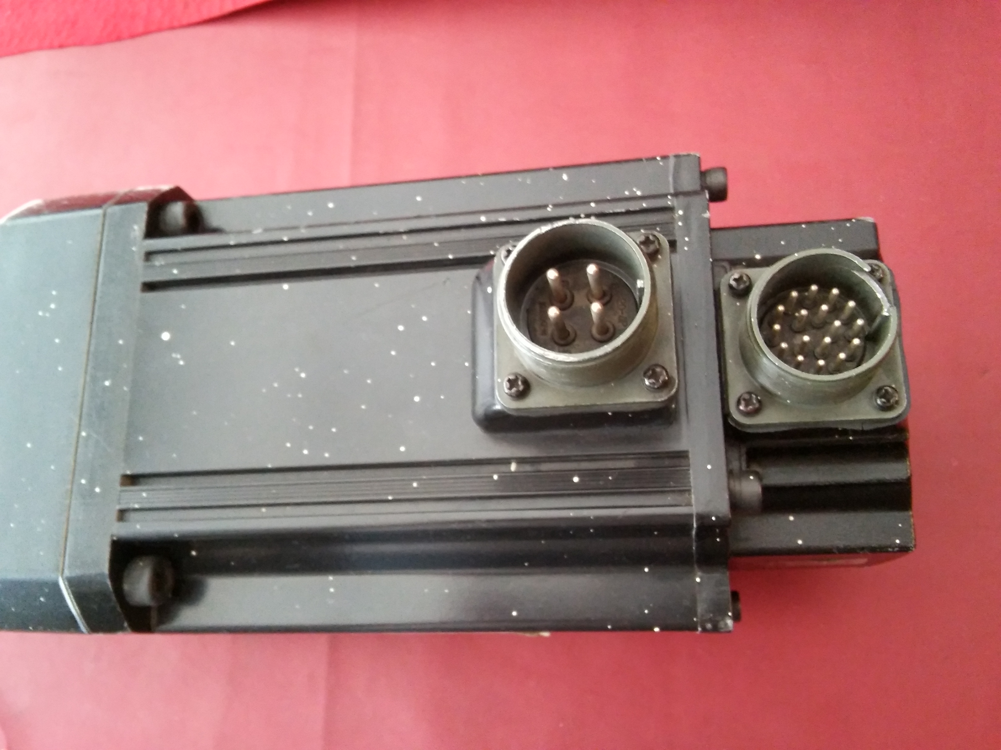 LS APM-SE22DEK 2,2KW AC SERVO MOTOR