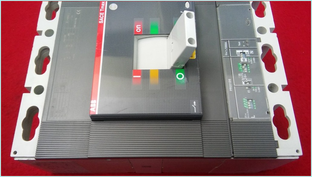 ABB SACE T6S 1000 1SDA060547R1 1SDA060548R1 SACE TMAX 1000A PR221DS TMŞ