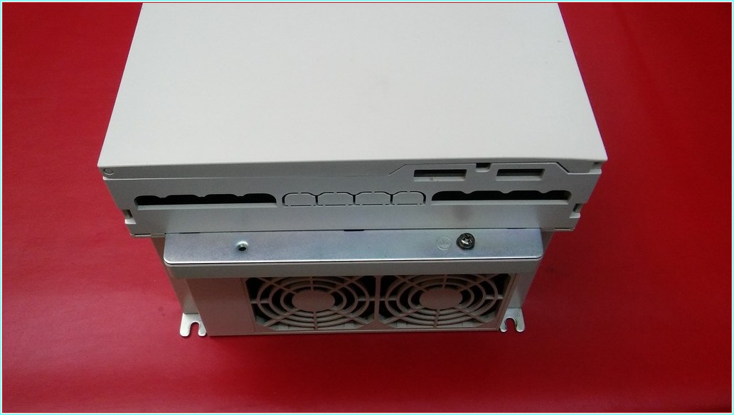 TOSHIBA VFS11-4110PL-WP 11KW TRANSISTOR INVERTER SIFIRDAN FARKI FİYATI