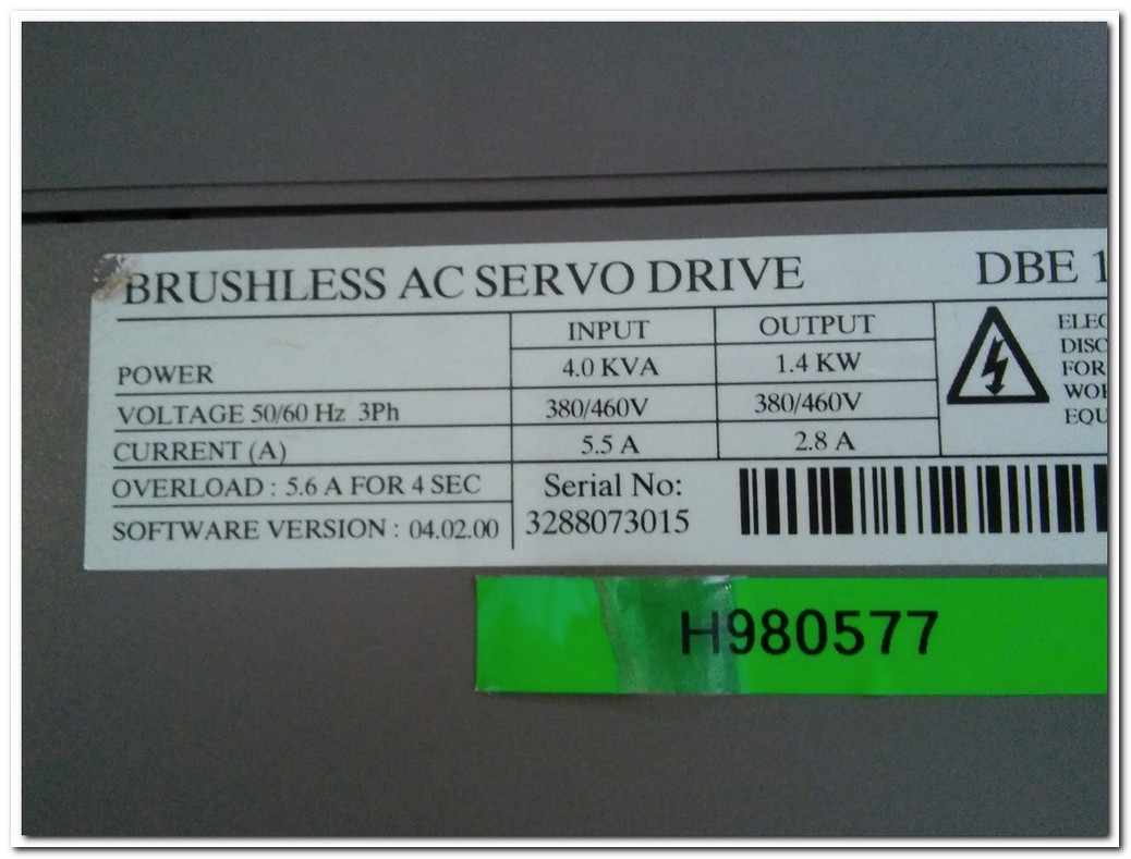 CONTROL TECHNIQUES DBE 140 DBE140 STDH23 1,4KW BRUSHLESS AC SERVO DRIVE DİGİTAX 1,4 KW SERVO SÜRÜCÜ