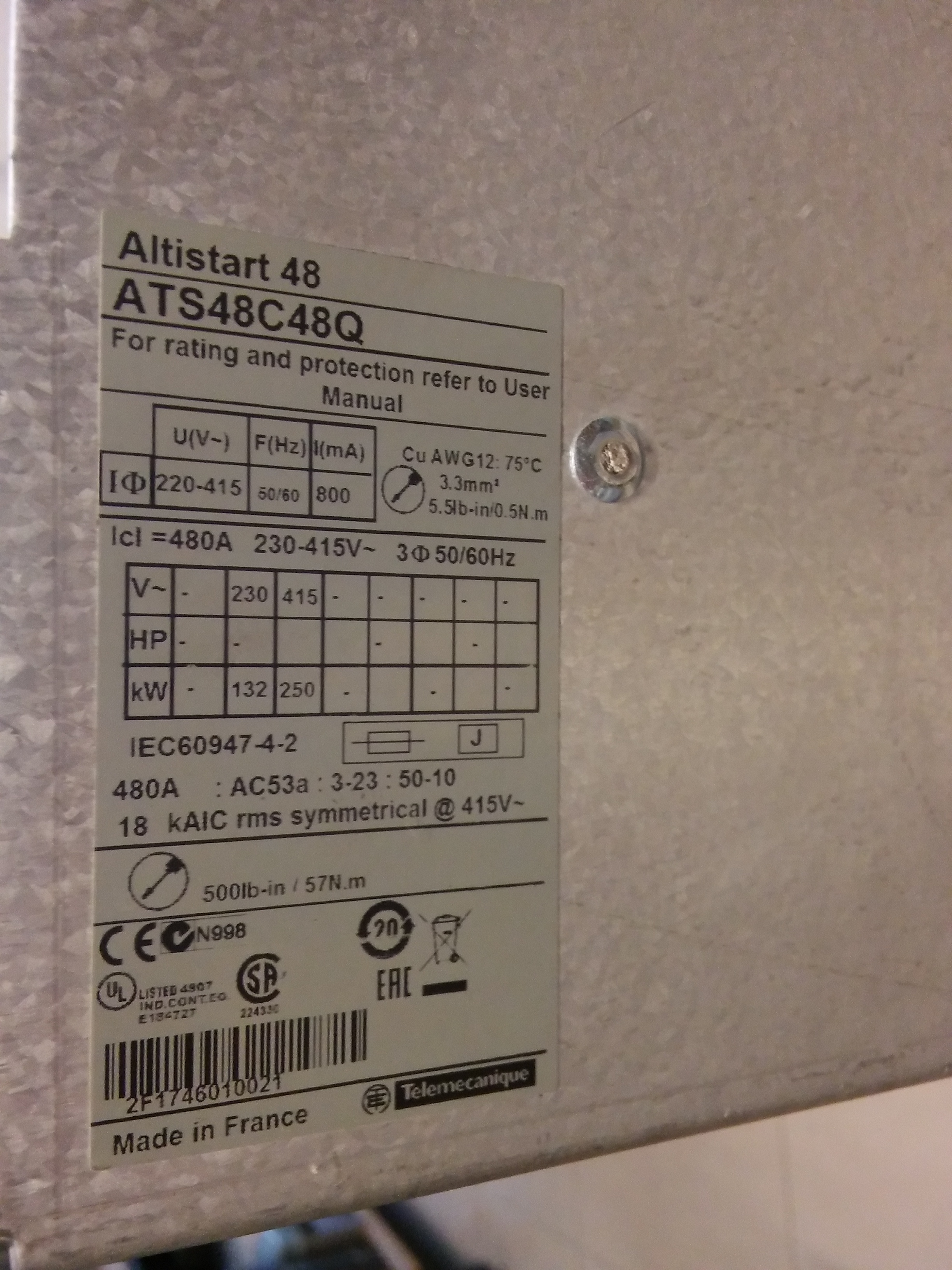 TELEMECANQUE ATS48C48Q SCHNEİDER ATS 48 ALTİSTAR  ATS48 250KW SOFTSTARTER