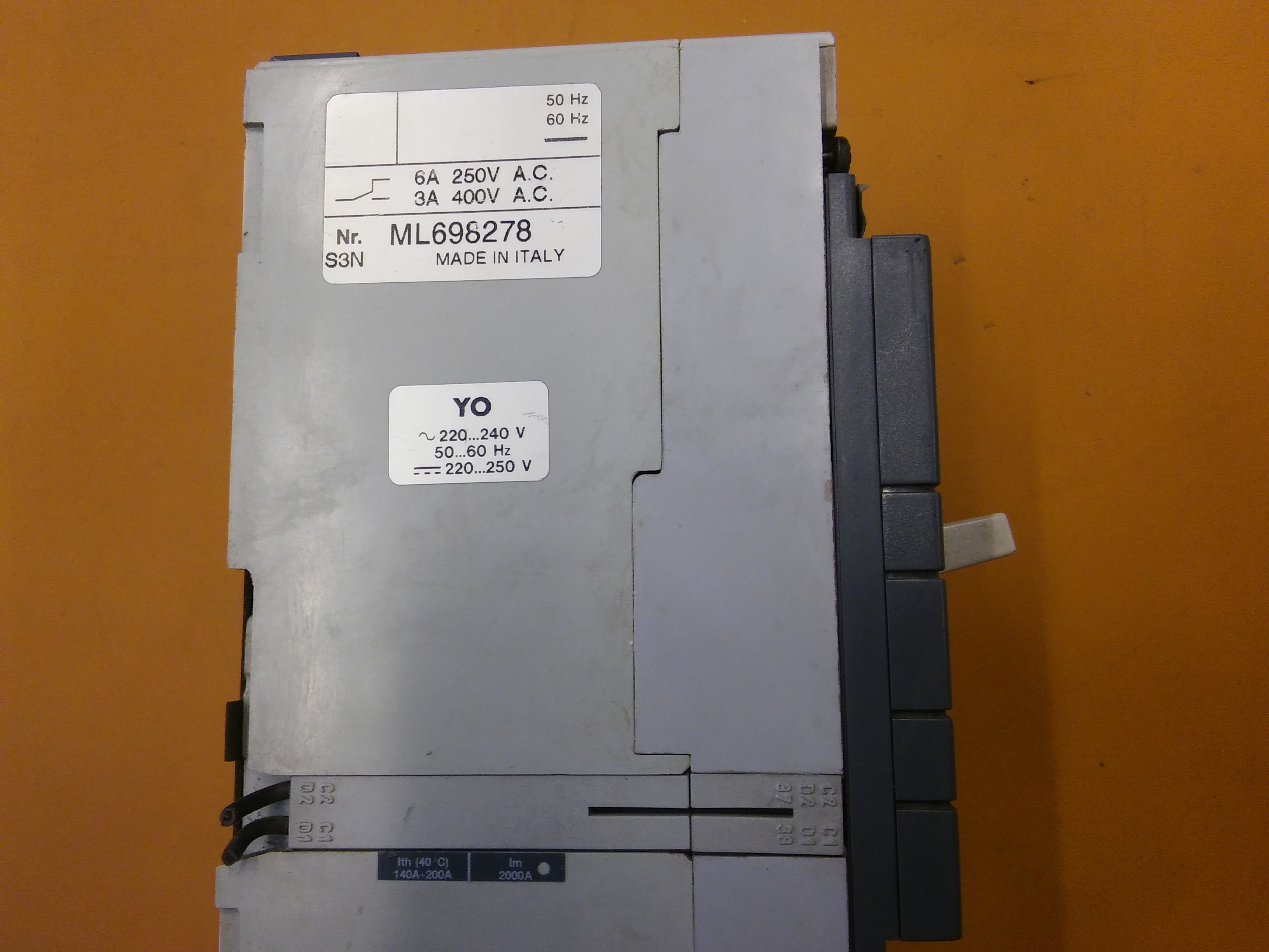 ABB SACE S3 S3N 140-200A AYAR SAHALI TMŞ ML698278 YO  AÇTIRMA BOBİNLİ