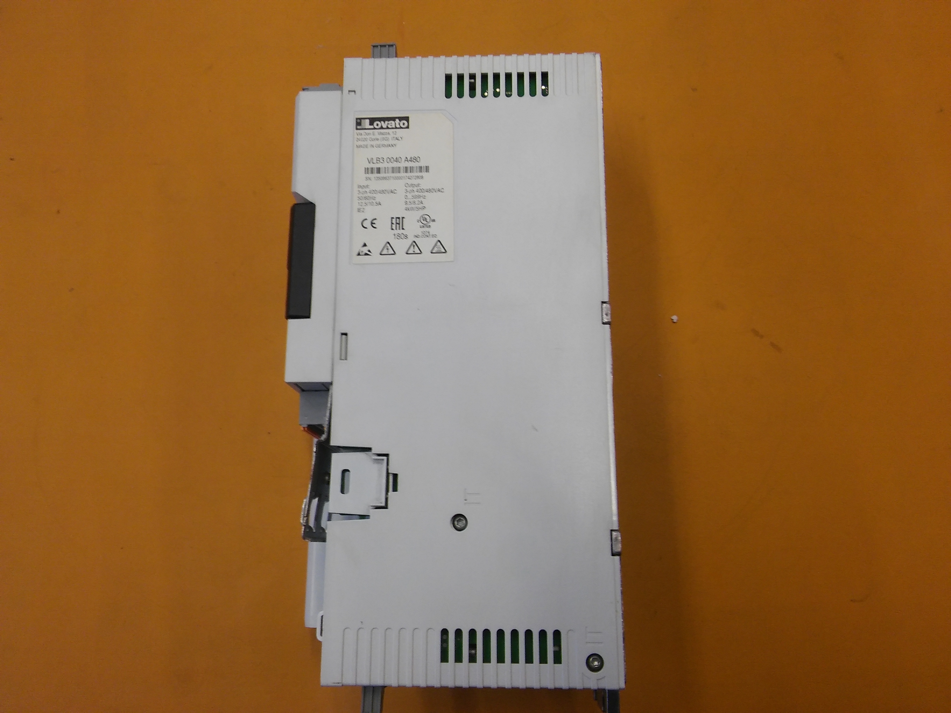 LOVATO VLB3 VLB30040A480 4,0KW 0040 A480 VARIABLE SPEED DRIVE SÜRÜCÜ