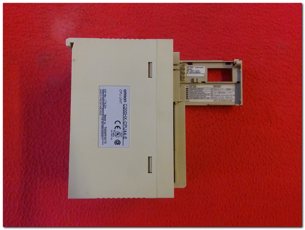 OMRON C200HX-CPU44-E CPU44-E C200HE-CPU32 CPU44  CPU UNIT