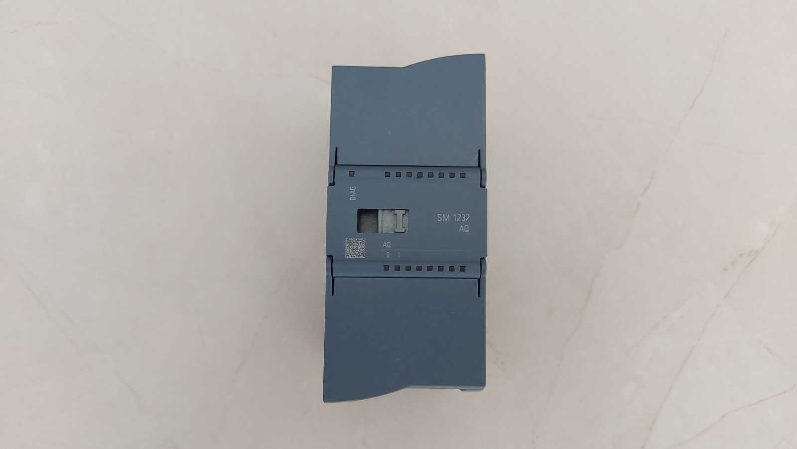 SIEMENS 6ES7 232-4HB32-0XB0 6ES7232-4HB32-0XB0 AQ PLC EK MODÜL