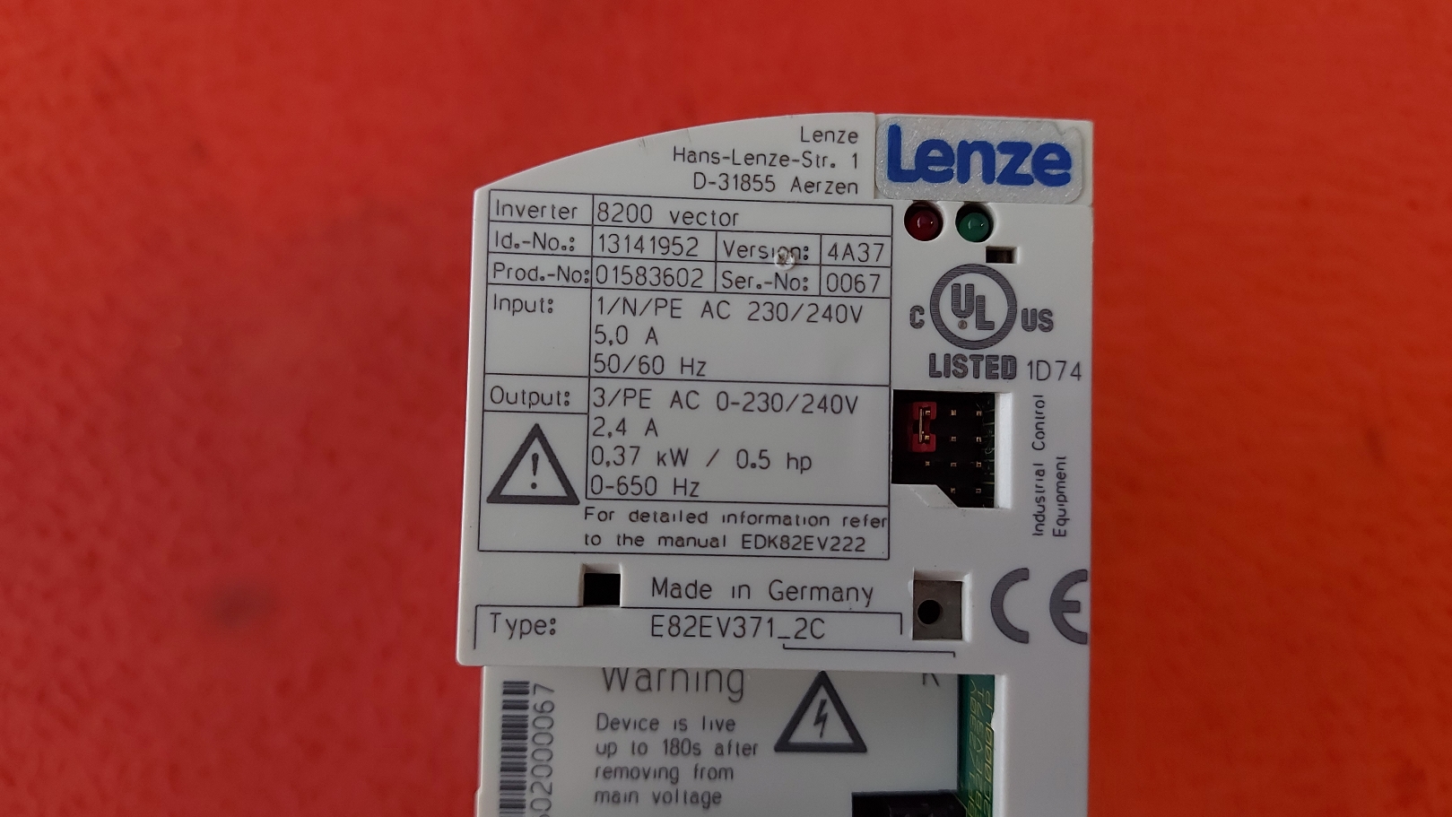 LENZE E82EV371_2C E82EV371-2C E82EV371_2B E82EV371-2B 13141952 E82EV371 2C 0.37 KW SÜRÜCÜ