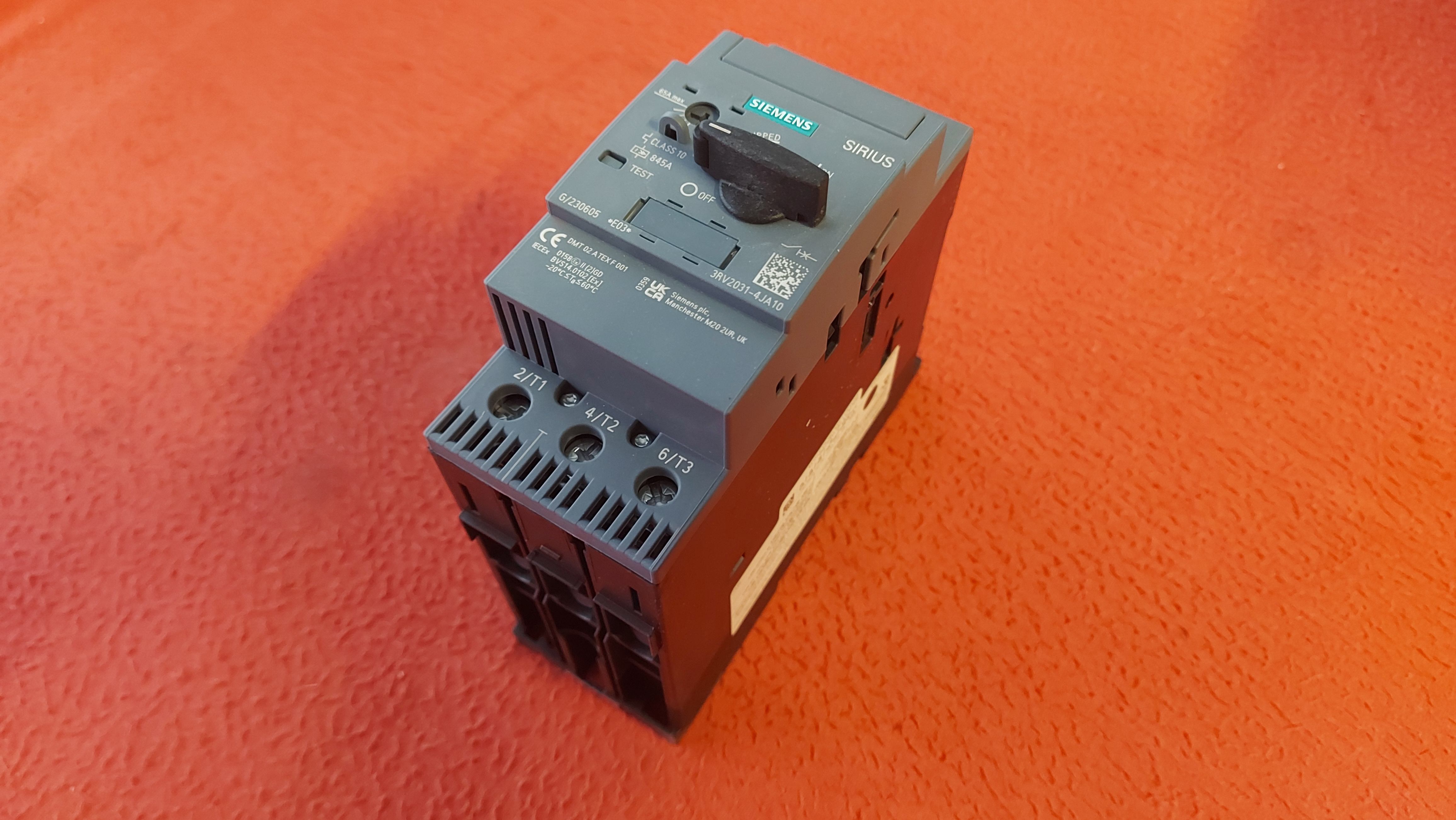 SİEMENS  3RV2031-4JA10 3RV2031 4JA10 3RV20314JA10 54-65 A MOTOR KORUMA ŞALTERİ