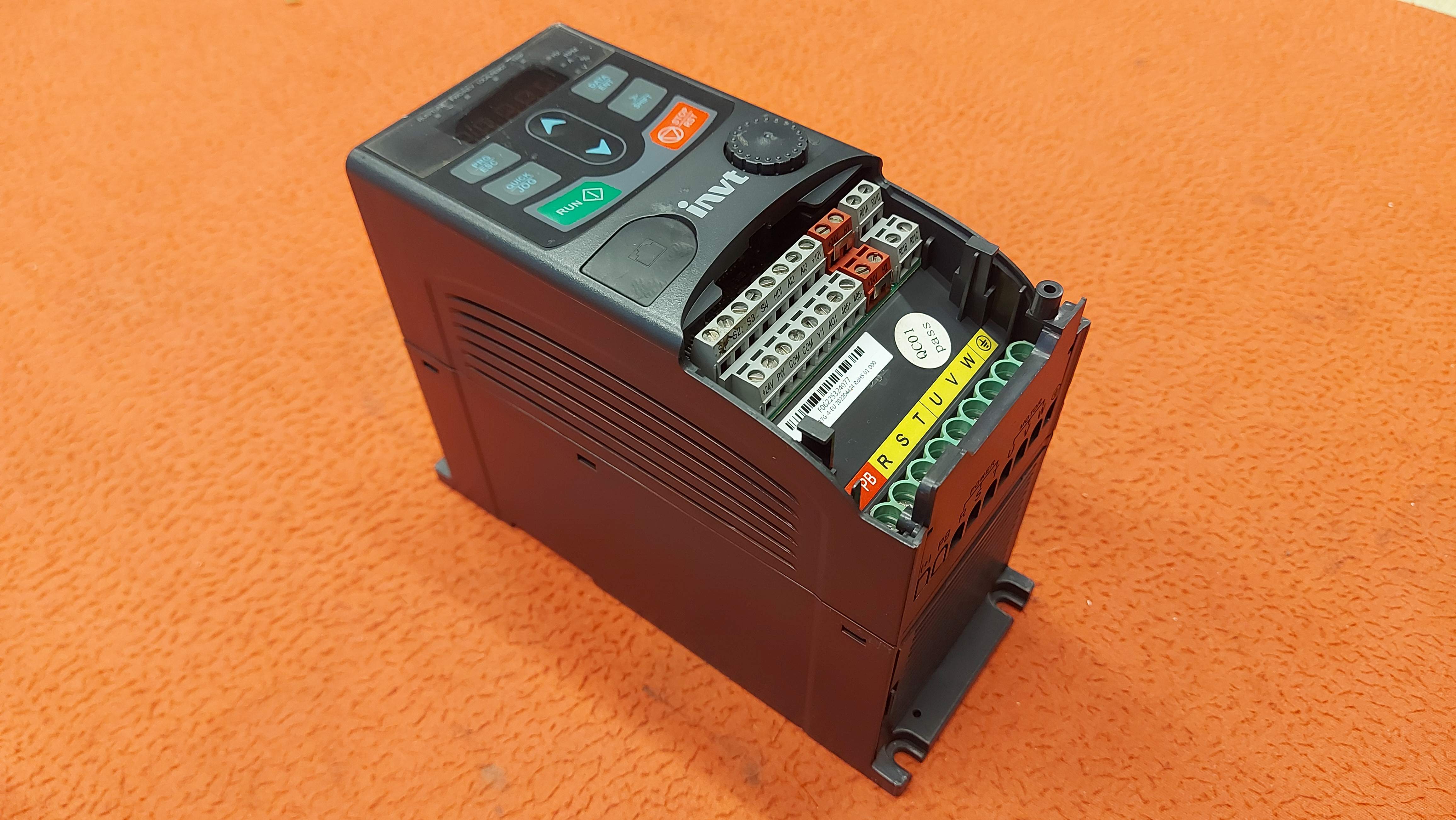 İNVT GD20-0R7G-4-EU 0.75 KW TRİFAZE SÜRÜCÜ