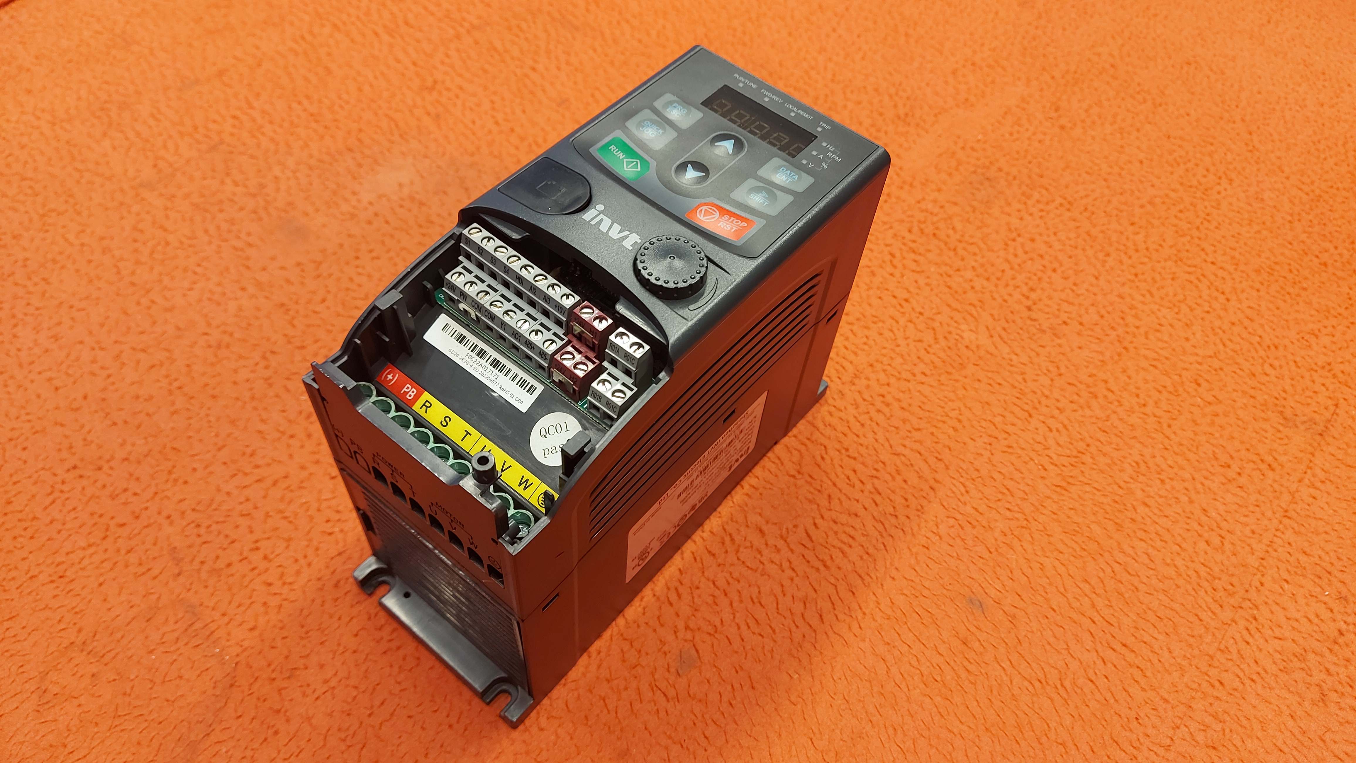 İNVT GD20-2R2G-4-EU 2.2 KW TRİFAZE SÜRÜCÜ