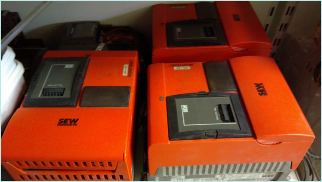 SEW MOVITRAC 31C022-503-4-00 3,8KVA SÜRÜCÜ