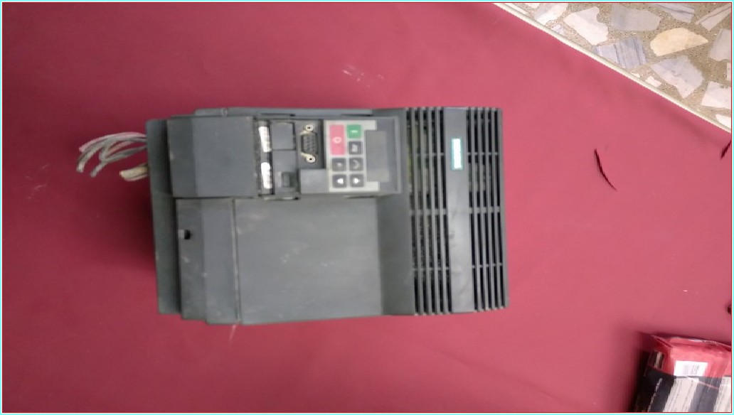 SIEMENS MICROMASTER 6SE9221-0DC40 4KW SÜRÜCÜ