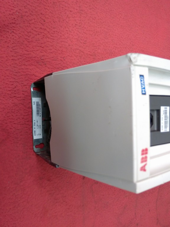 ABB ACH550-01-012A-4 5,5KW 11,9A (HVAC) HAVALANDIRMA SÜRÜCÜSÜ