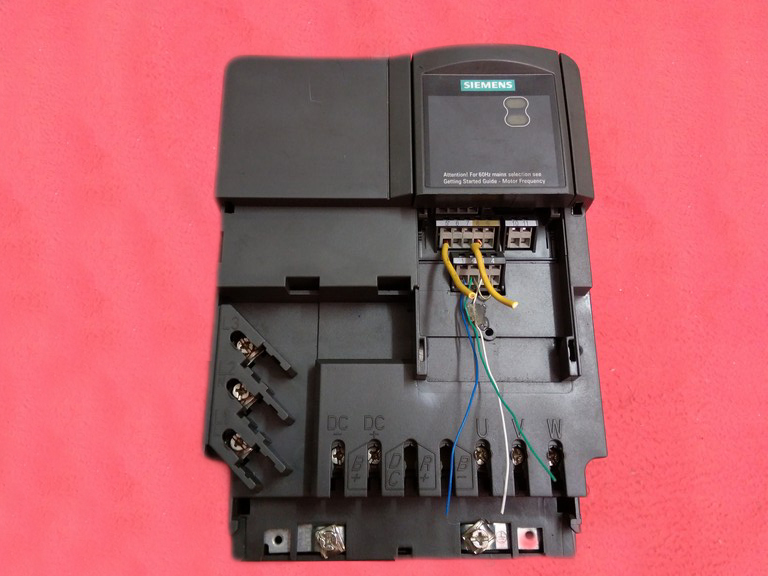 SIEMENS 6SE6420-2UD25-5GA1 5,5KW SÜRÜCÜ